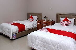 OYO 783 Grand Mentari Guest House