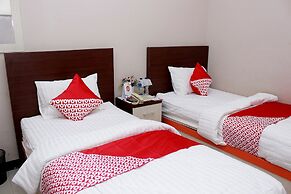 OYO 783 Grand Mentari Guest House