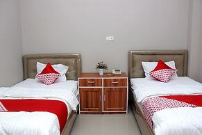 OYO 783 Grand Mentari Guest House