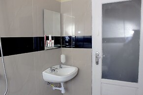 OYO 783 Grand Mentari Guest House