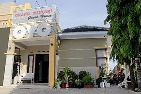 OYO 783 Grand Mentari Guest House
