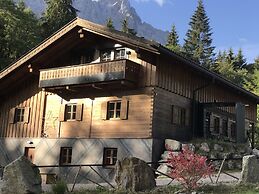 Chalet S Das Juwel an der Zugspitze