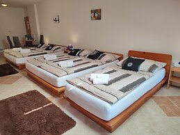 Hotel 28
