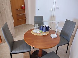 Hotel 28