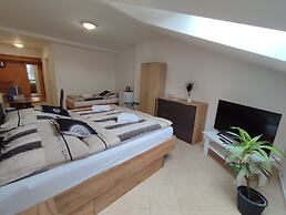Hotel 28