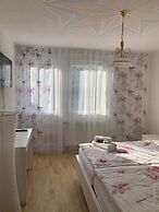 Pension Nathalie Leser