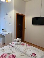 Pension Nathalie Leser