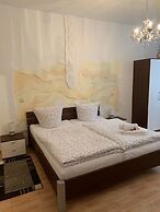 Pension Nathalie Leser