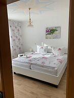 Pension Nathalie Leser