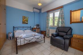 Kiritsis Stylish Apartment