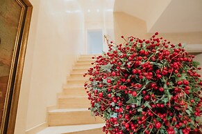 Luxury Apartment & Penthouse Villa