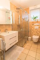 Luxury Apartment & Penthouse Villa