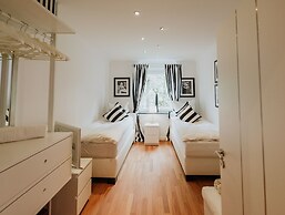 Luxury Apartment & Penthouse Villa