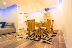 Luxury Apartment & Penthouse Villa