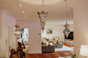 Luxury Apartment & Penthouse Villa