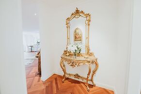 Luxury Apartment & Penthouse Villa