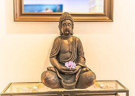 Luxury Apartment & Penthouse Villa