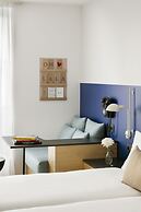 Oh La La! Hotel bar - Paris Bastille