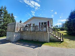 Anne's Windy Poplars Cottage Resort