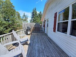 Anne's Windy Poplars Cottage Resort