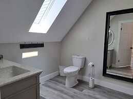 Anne's Windy Poplars Cottage Resort