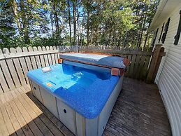 Anne's Windy Poplars Cottage Resort