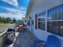 Anne's Windy Poplars Cottage Resort