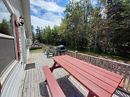 Anne's Windy Poplars Cottage Resort