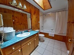 Anne's Windy Poplars Cottage Resort