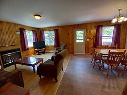 Anne's Windy Poplars Cottage Resort