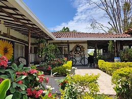 Finca Hotel Villaluzandi