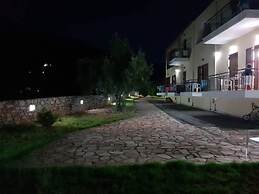 Domaine Papakonstantis Apartments To Let