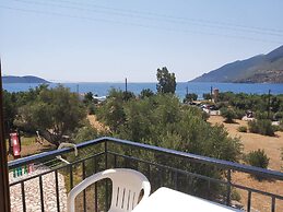 Domaine Papakonstantis Apartments To Let