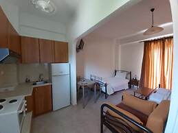 Domaine Papakonstantis Apartments To Let