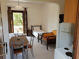 Domaine Papakonstantis Apartments To Let