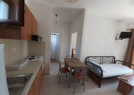 Domaine Papakonstantis Apartments To Let