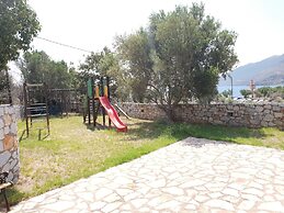 Domaine Papakonstantis Apartments To Let