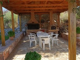 Domaine Papakonstantis Apartments To Let