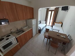 Domaine Papakonstantis Apartments To Let