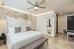 Serenity Hotel Boutique by Alsol