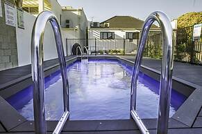 Deco Beach Luxury Apartments