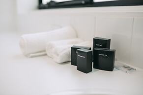 Deco Beach Luxury Apartments