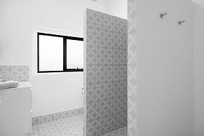 Deco Beach Luxury Apartments