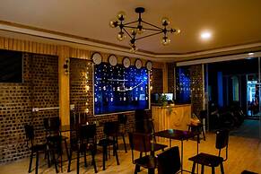 Tam Coc Mandala Villa & Homestay