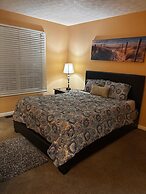 The Stone Crest Villa - Near Stone Mountain Park