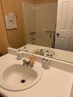 The Stone Crest Villa - Near Stone Mountain Park