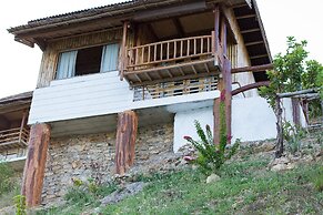 Borac Bay Bungalows Resort and Spa