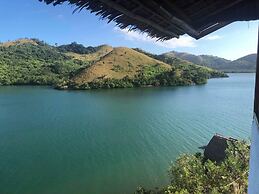 Borac Bay Bungalows Resort and Spa