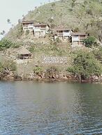 Borac Bay Bungalows Resort and Spa