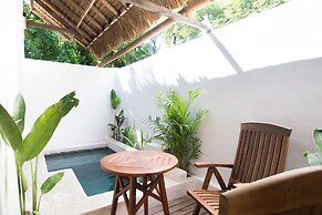 The Mandana Gili Air